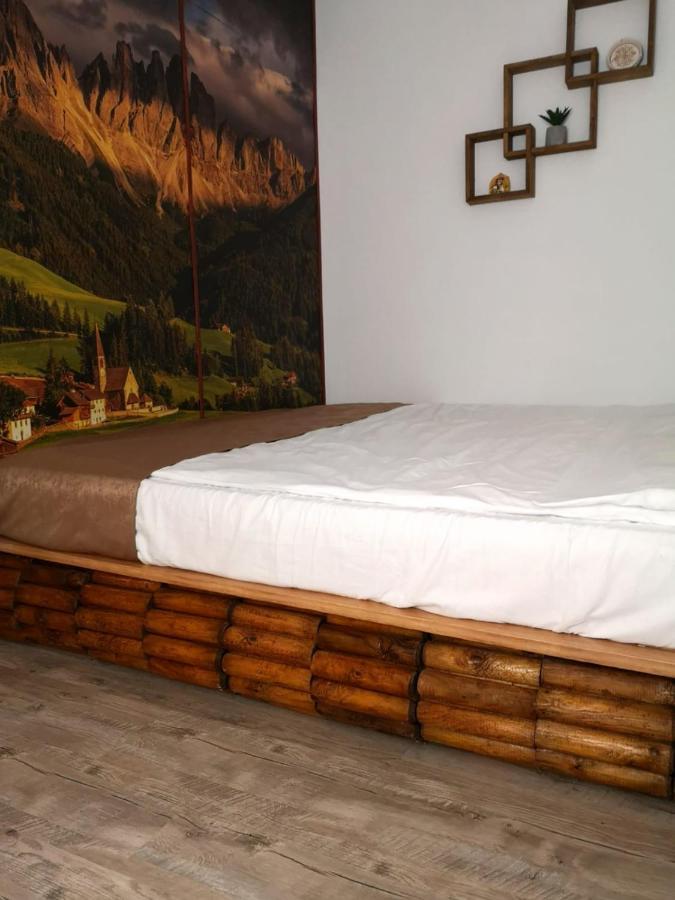 Traditional Boutique * Braşov